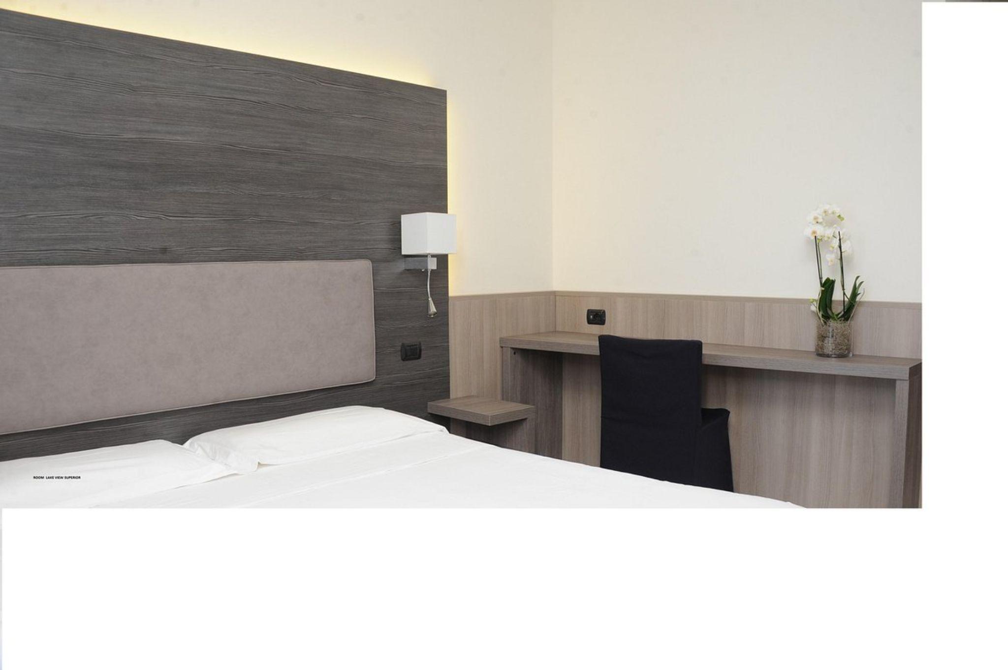 Hotel Giardino Арона Екстериор снимка